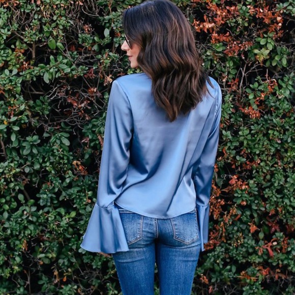 front tie top - Picture 3 of 3